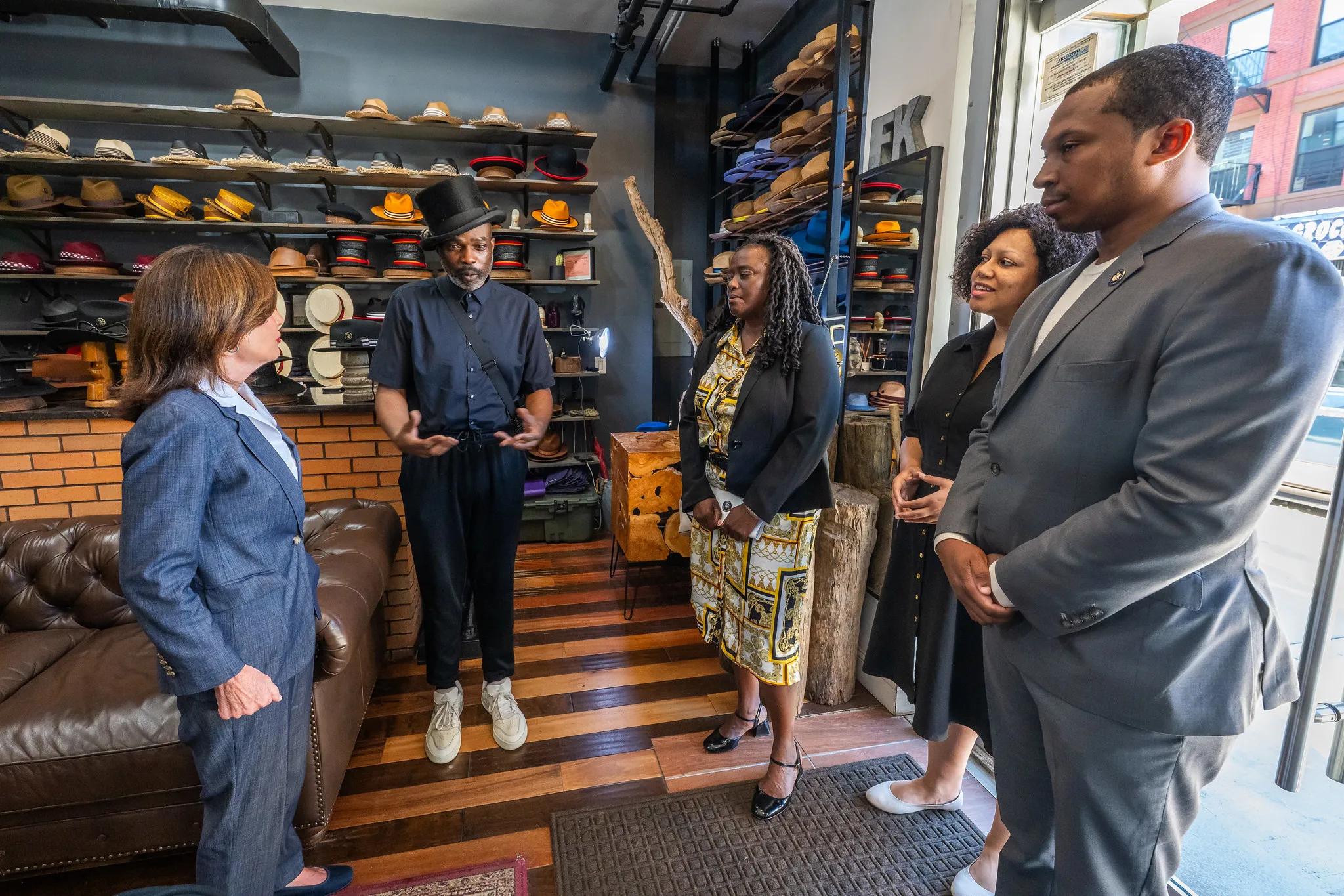 Gobierno estatal asegura que está derrotando las andanzas de los rateros de tiendas en NYC